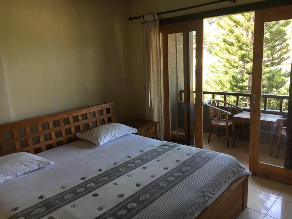 Padangbai Beach Inn Kültér fotó